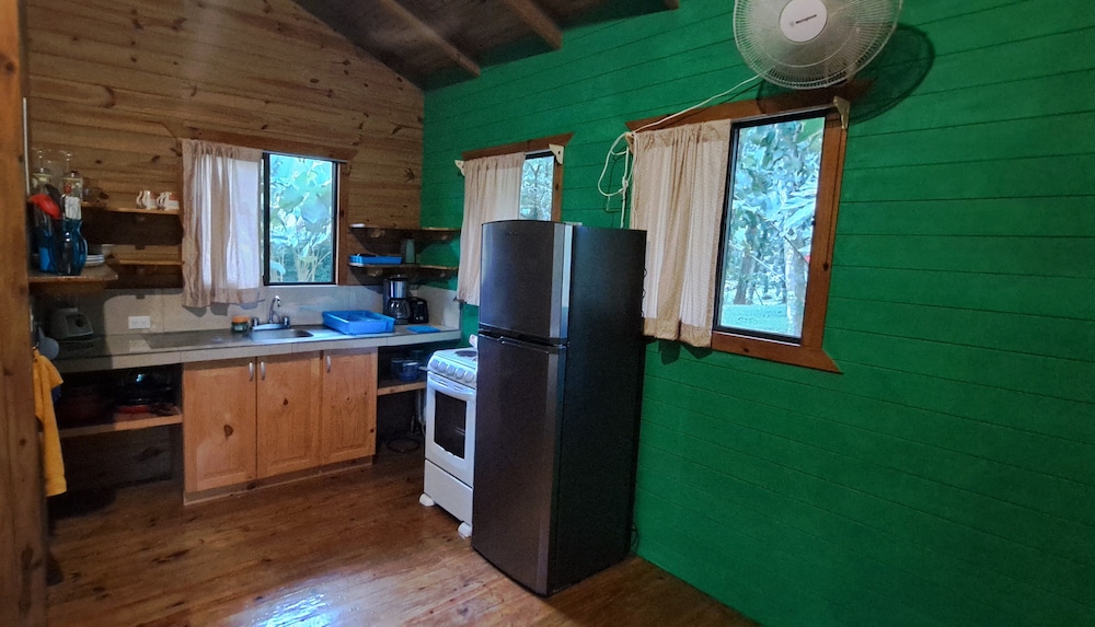 Economy Cabin photo 3