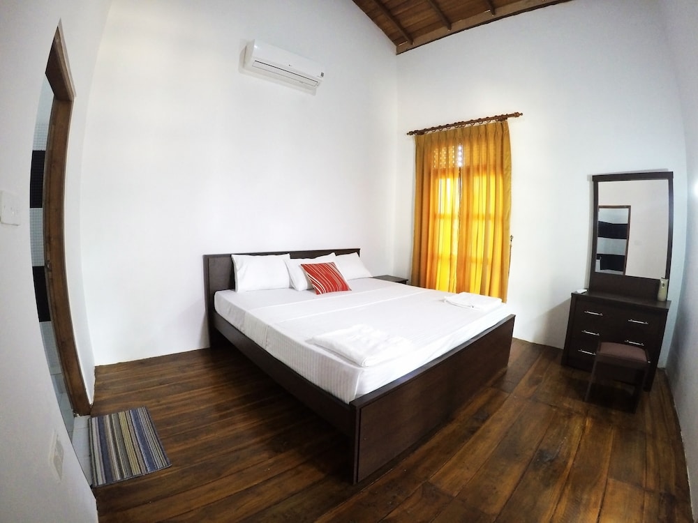 Standard Double Room photo 2