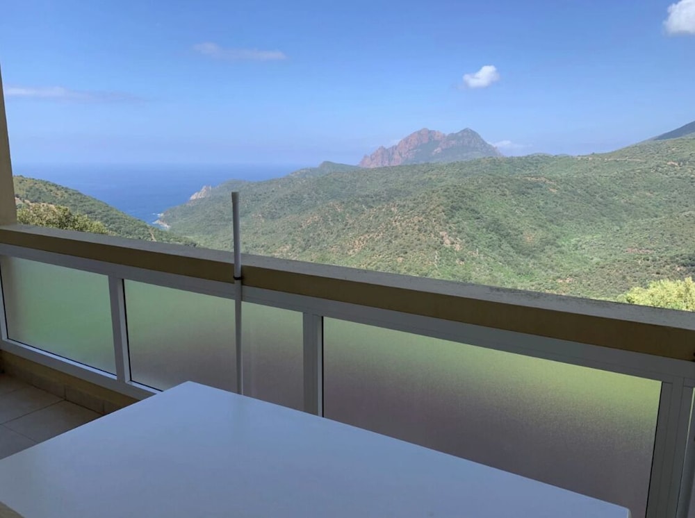 Basic Room, Balcony, Sea View photo 3