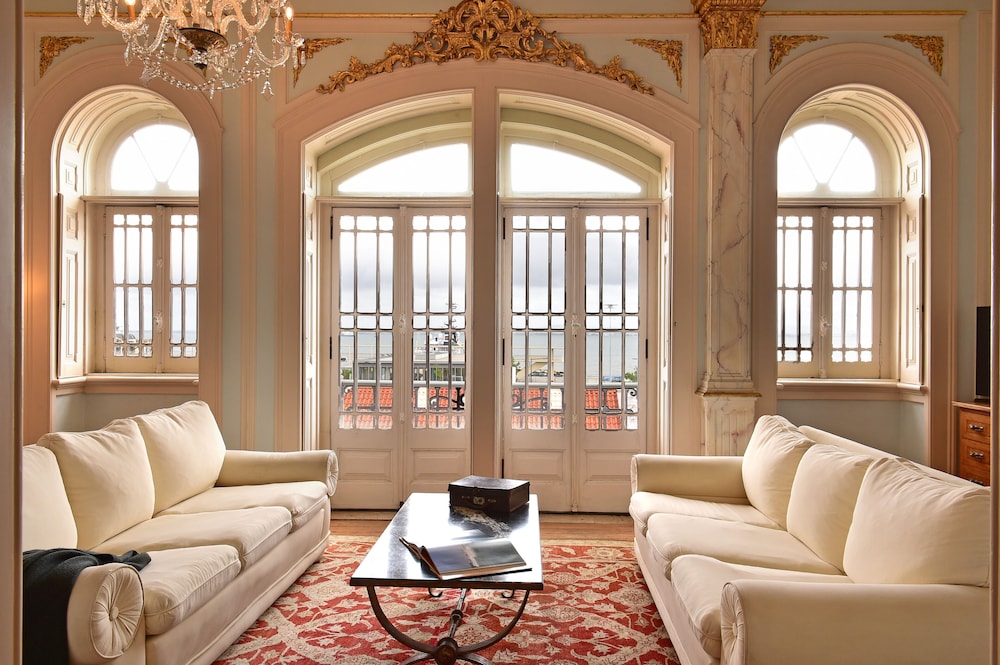 Deluxe Suite, River View photo 1
