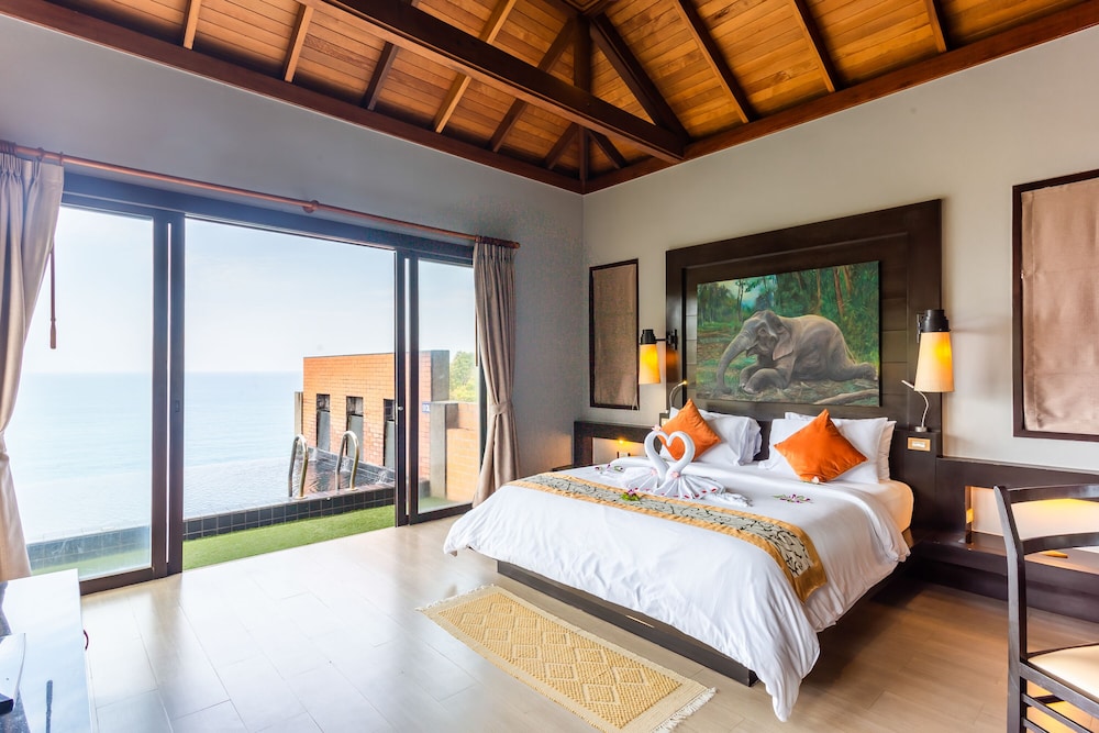 Grand Pool Villa Ocean View - Photo 11