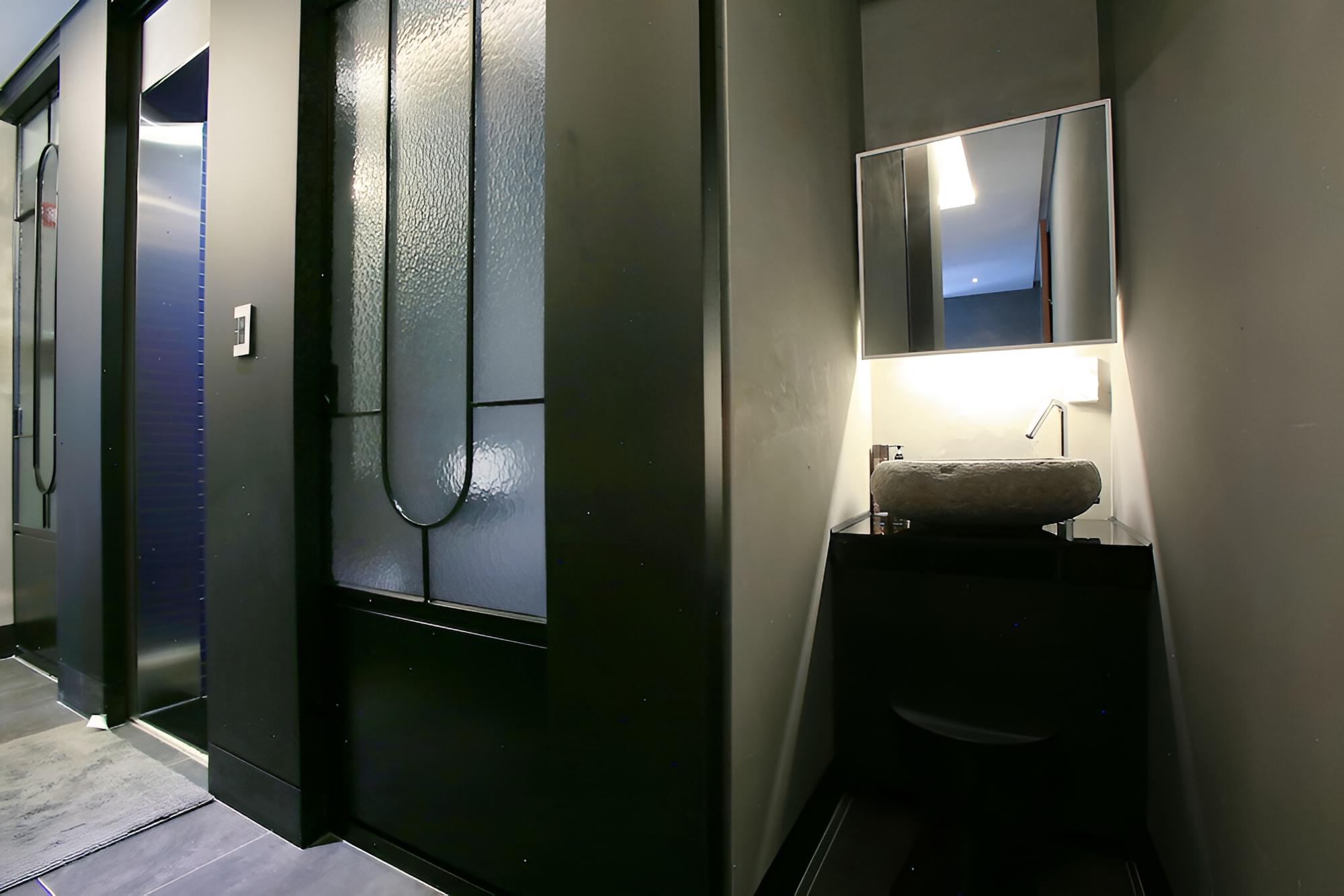 Room (Deluxe (Netflix + Wave + TV + Disney ) - Photo 3