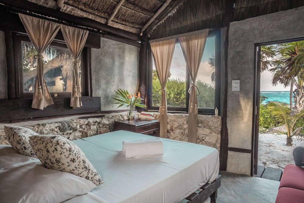 Cabin, Sea View, Poolside