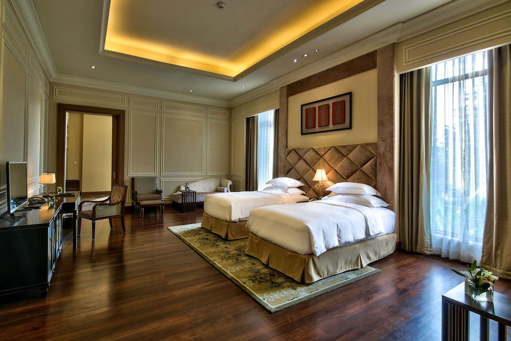 Suite, 2 Bedrooms photo 2