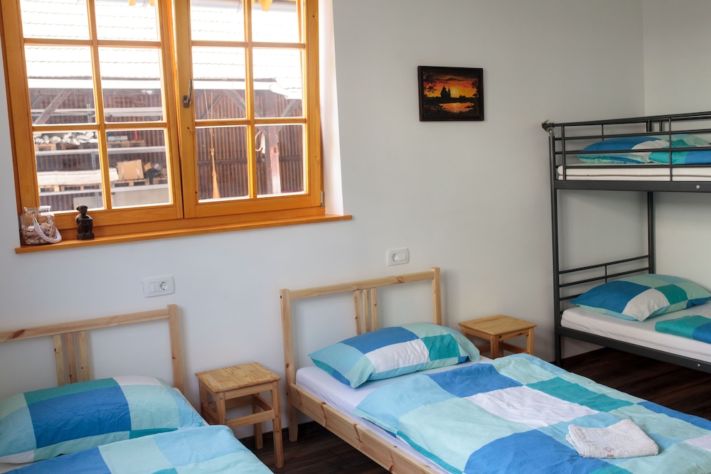 Standard Quadruple Room, Mountain View photo 1