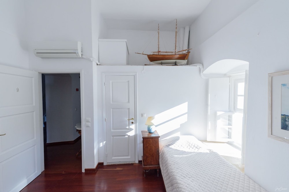 Traditional Standard Triple Room with Garden View - Photo 3