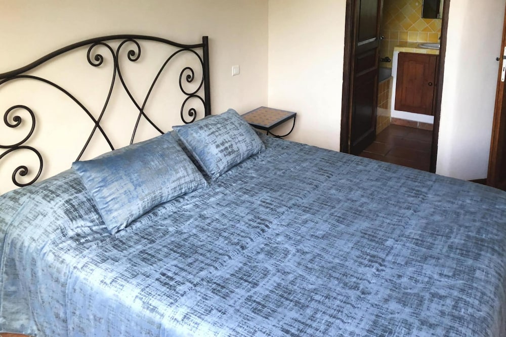 Classic Bungalow, 3 Bedrooms