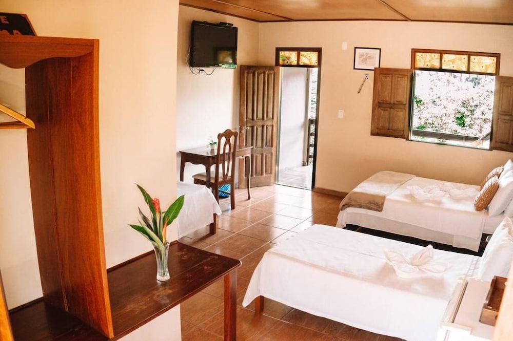 Deluxe Triple Room photo 3