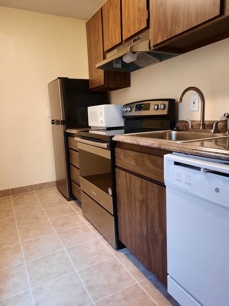 Basic Room, Kitchen photo 3