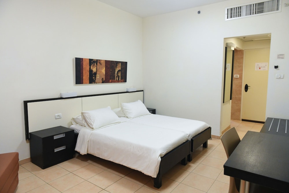 Standard Room photo 1