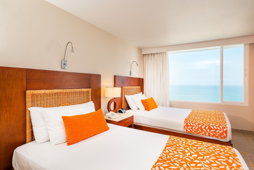 Superior Twin Room, Ocean View - Photo 15