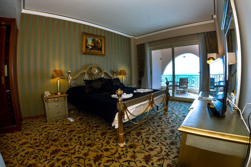 Royal Villa 02 Bedroom