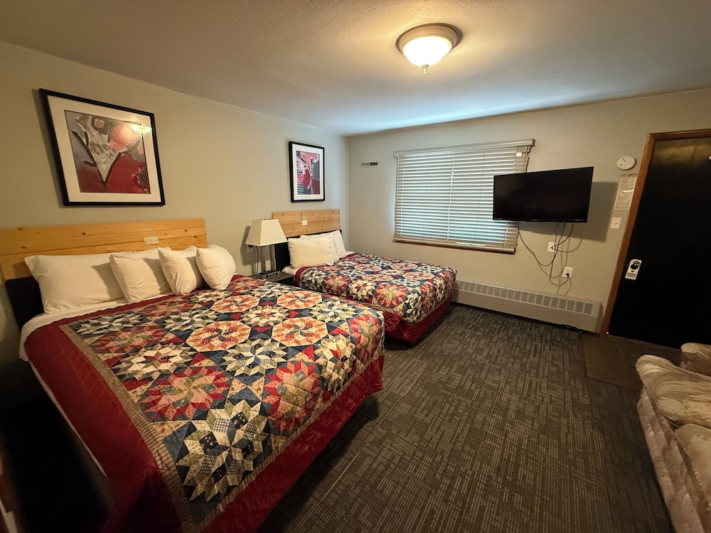 Deluxe Double or Twin Room photo 1