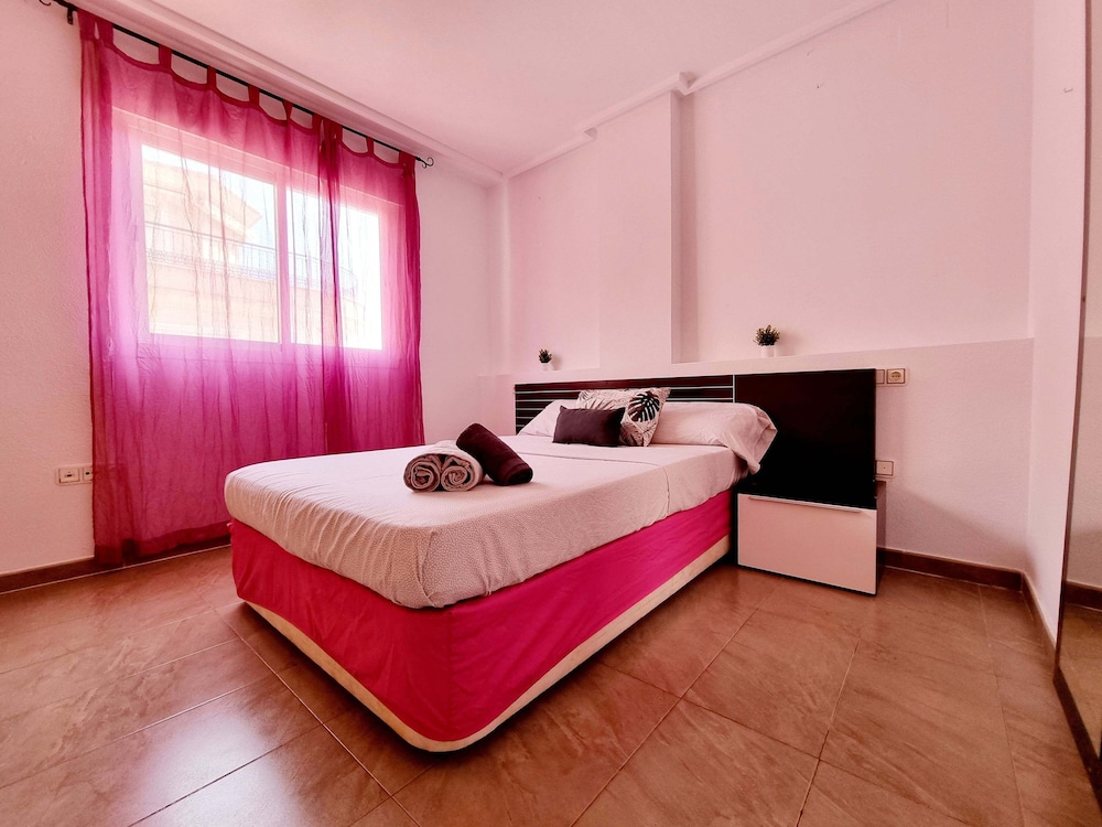 Apt Near Center & Port, Billede 2