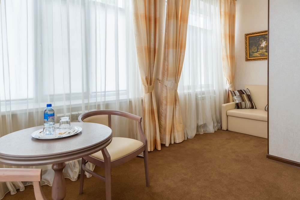 Deluxe Double Room photo 2