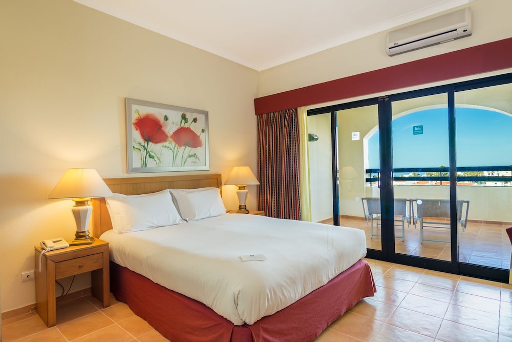 Standard Double or Twin Room, Balcony - Photo 3