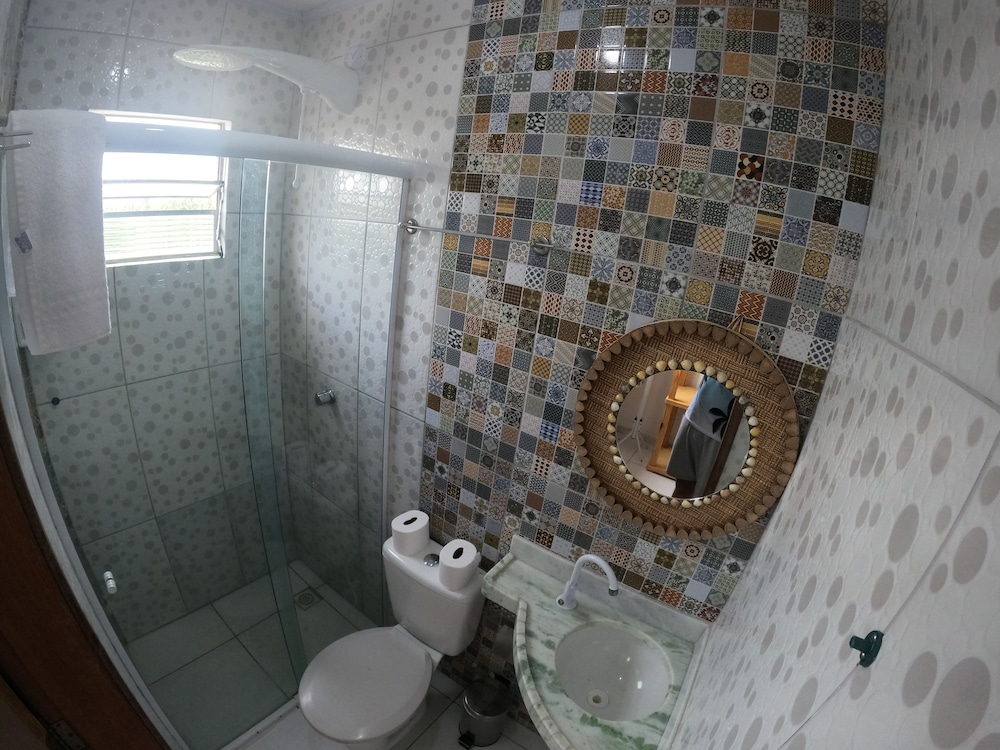 Standard Double Room - Photo 8