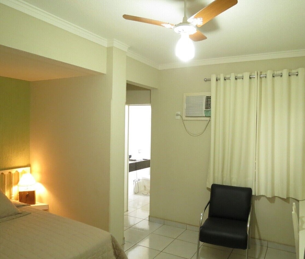 Deluxe Room, 1 Bedroom - Photo 9