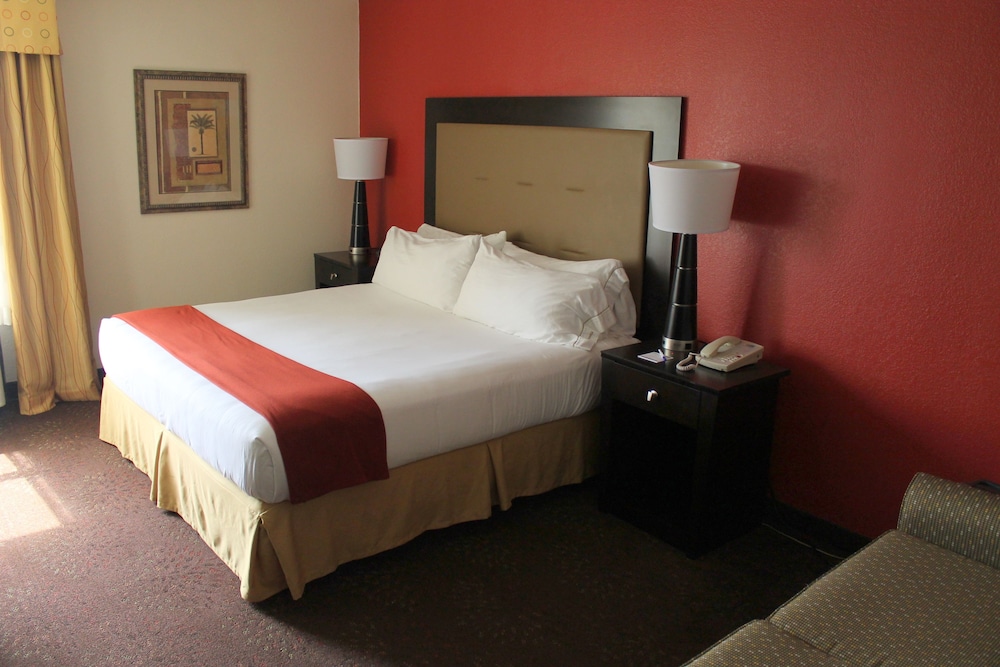 Standard Room - Photo 1