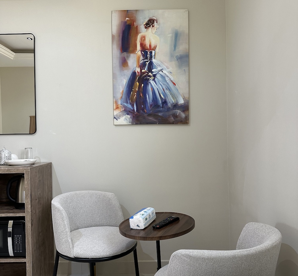 Apartment photo 2