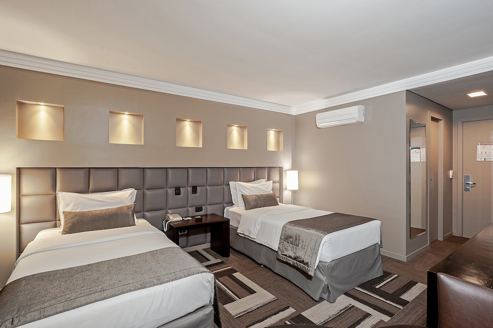 Deluxe Twin Room, 2 Twin Beds - Photo 1