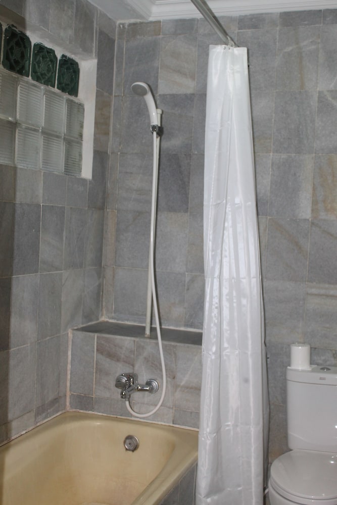 Superior Triple Room - Photo 5
