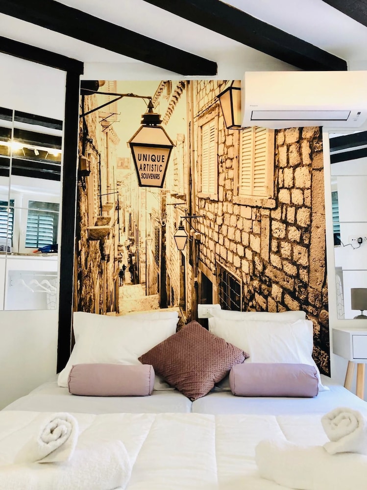 Romantic Room