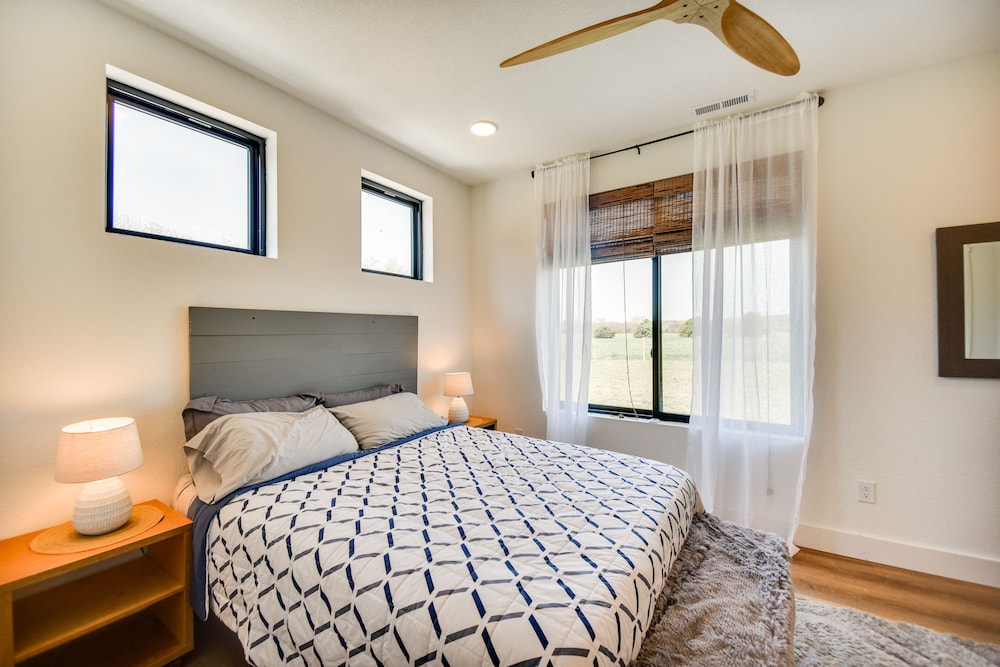 House (4 Bedrooms) photo 1