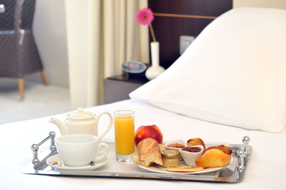 Classic Room, 1 Queen Bed photo 2