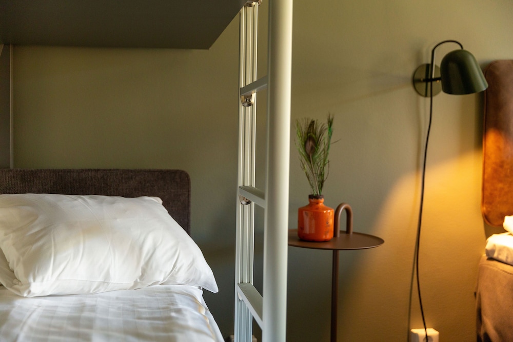 Family Quadruple Room - Photo 8