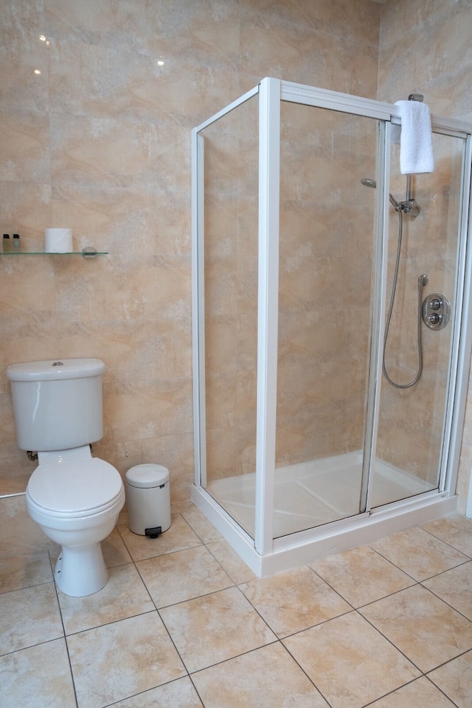 Standard Apartment, 2 Bedrooms - Photo 12