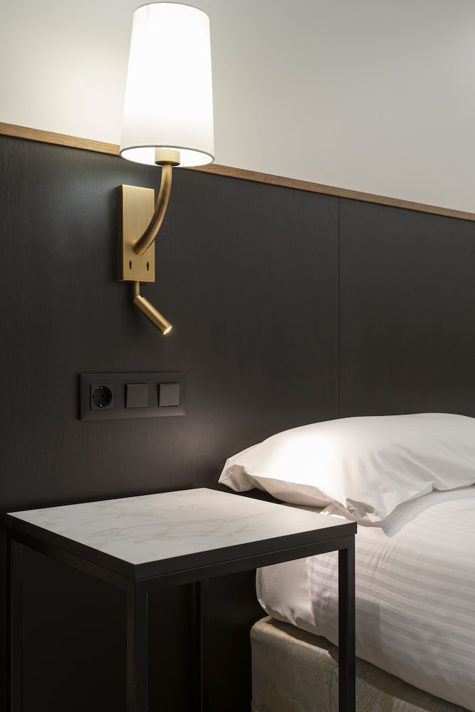 Superior Room - Photo 5