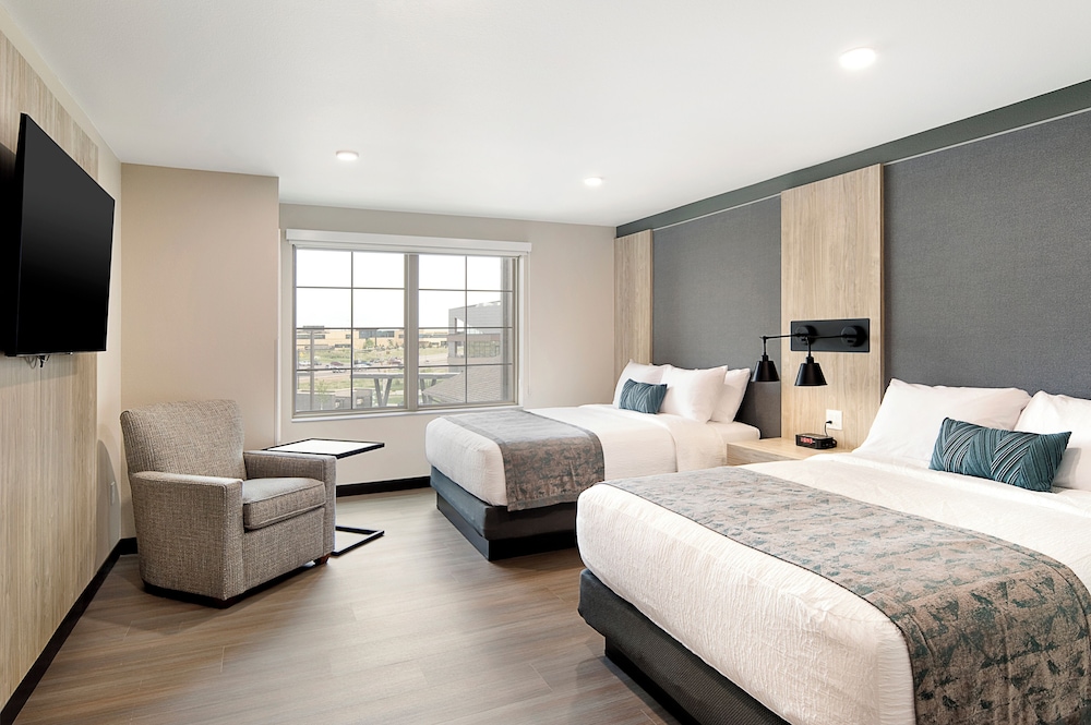 Standard Room, 2 Queen Beds photo 1