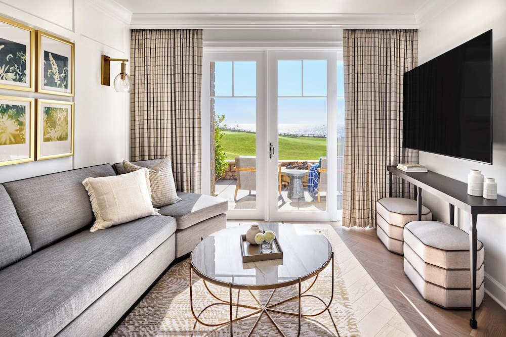 Ocean House Fire Pit Suite, 1 Bedroom, Club Access - Photo 8