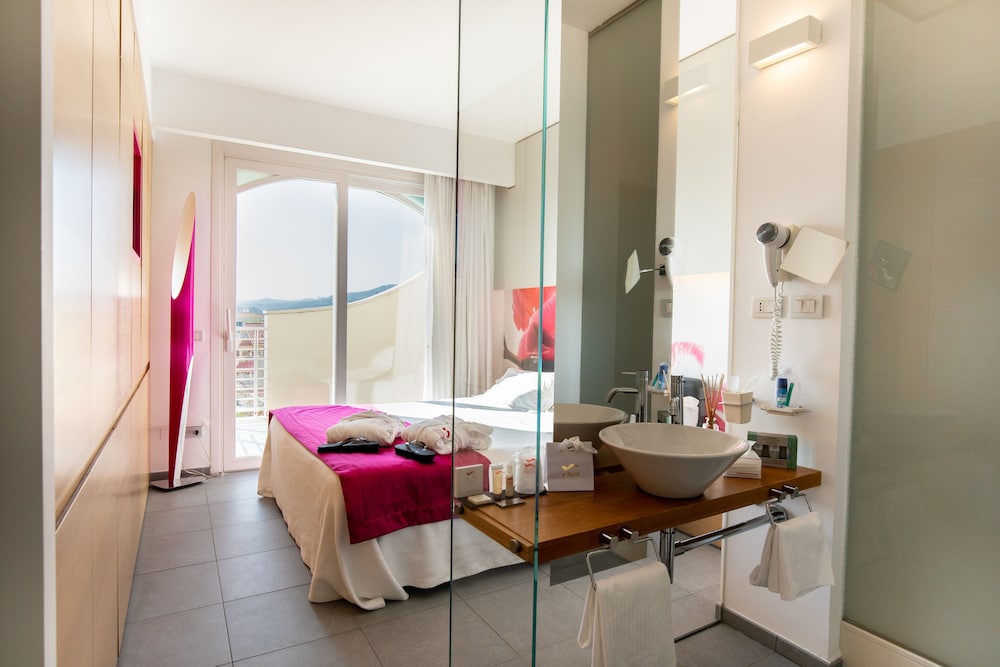 Exclusive Suite, 2 Bedrooms, 2 Bathrooms, Sea View