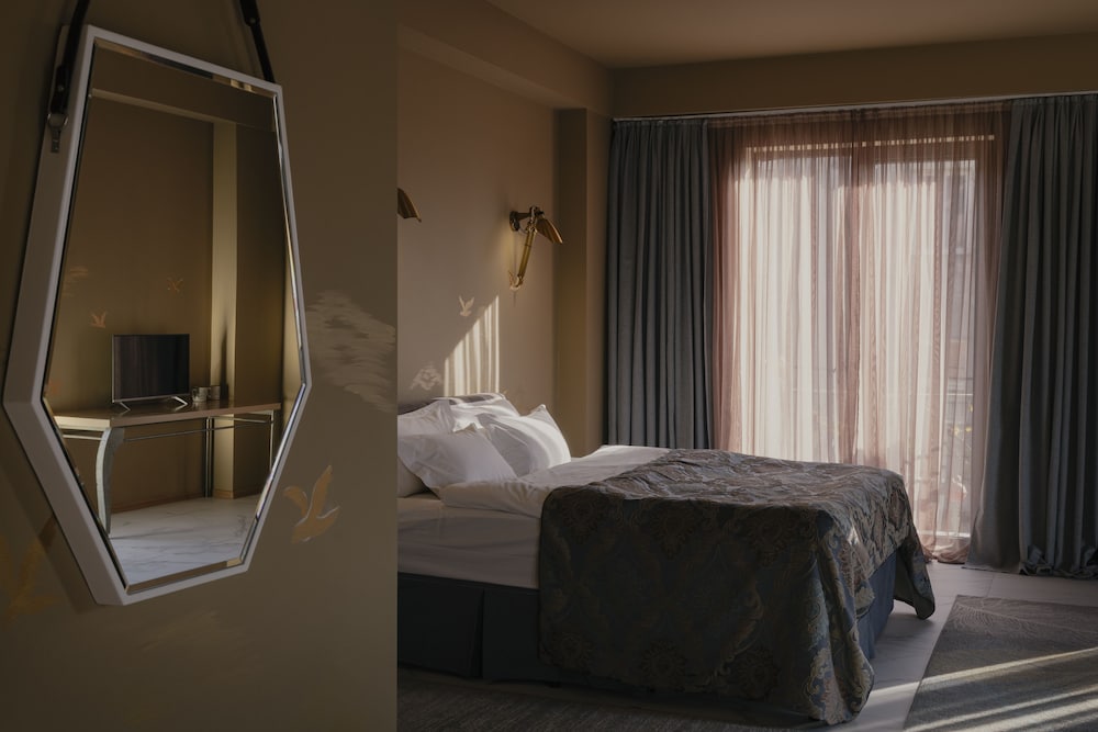 Design Room, 1 Double Bed, Terrace, City View photo 2