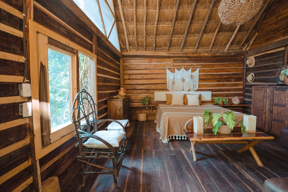 Panoramic Cabin photo 2
