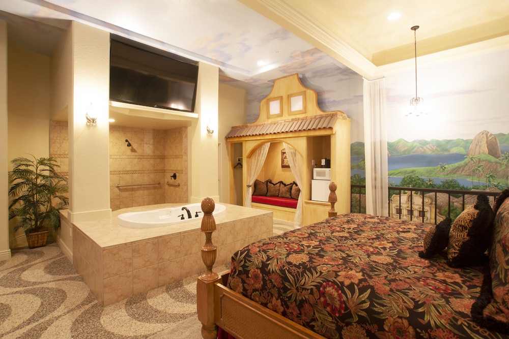 Suite, 1 King Bed (Rio de Janeiro Theme) photo 2