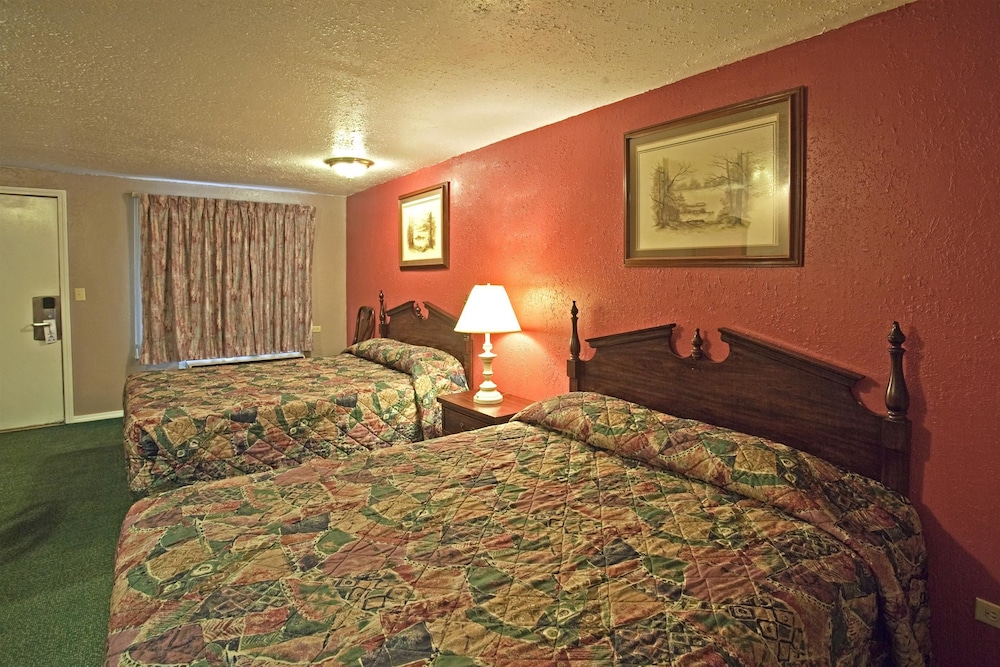Room, 2 Queen Beds, Non Smoking photo 1