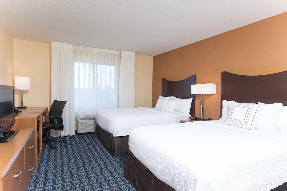 Room, 2 Double Beds (Mobility/Hearing Accessible, Tub)