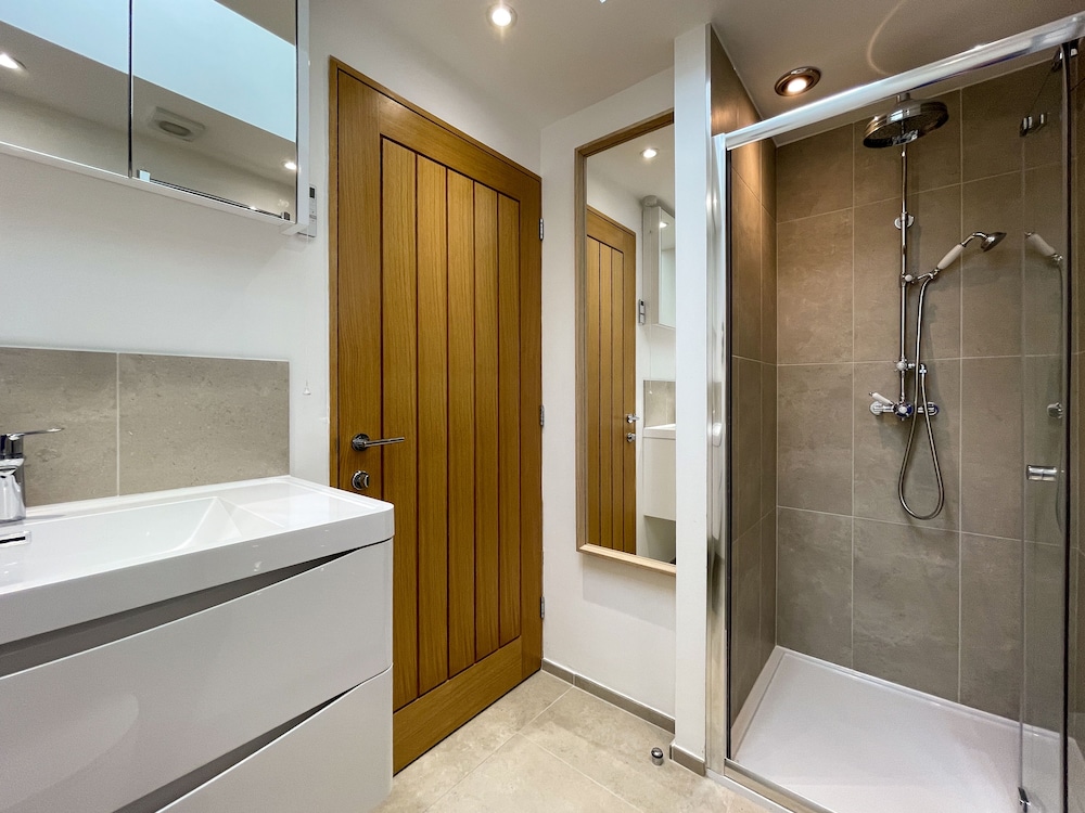 Luxury Cabin, 1 King Bed, Non Smoking, Kitchen photo 1