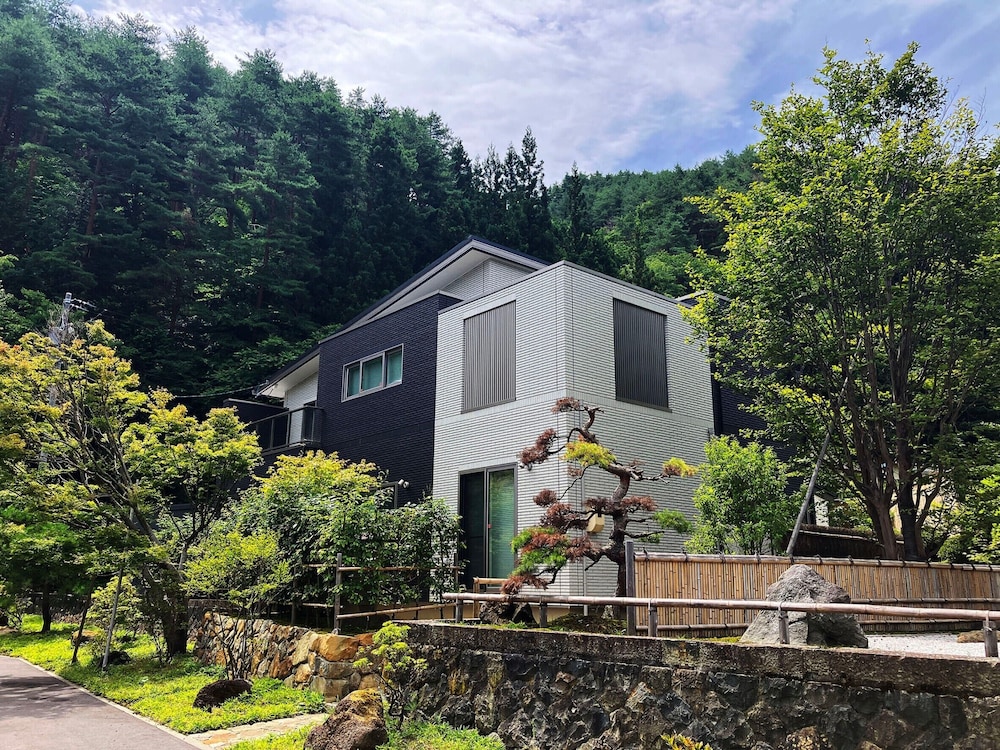 Luxury Villa, Mountain View