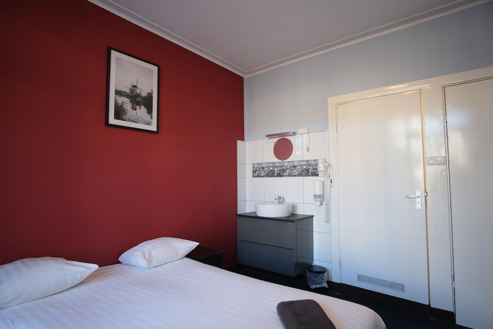 Double Room, Private Bathroom (Balcony) photo 2