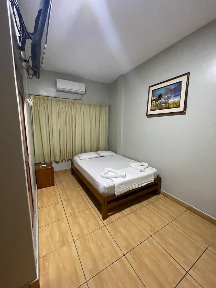 Basic Double Room photo 2