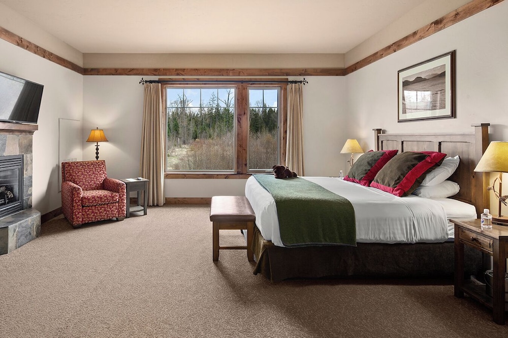 Accessible King Viking Lodge Room - Photo 7