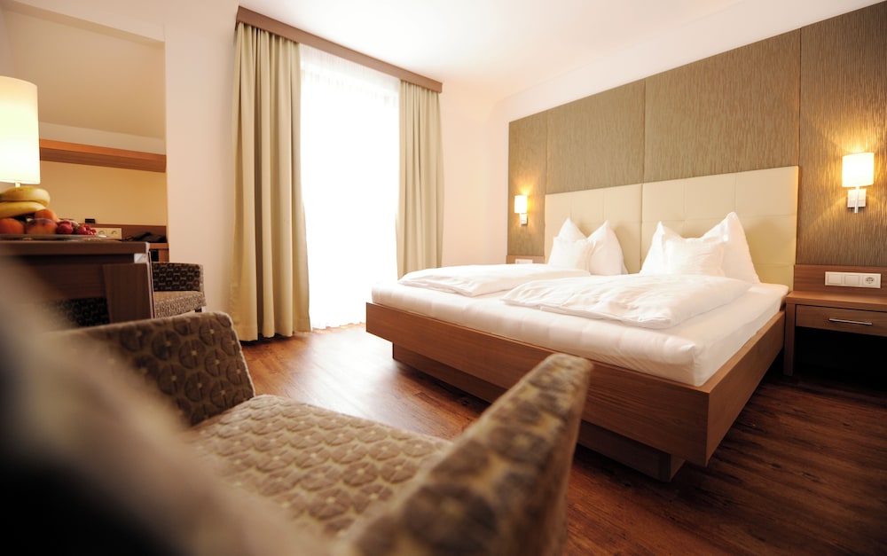 Double Room, Balcony - Photo 5