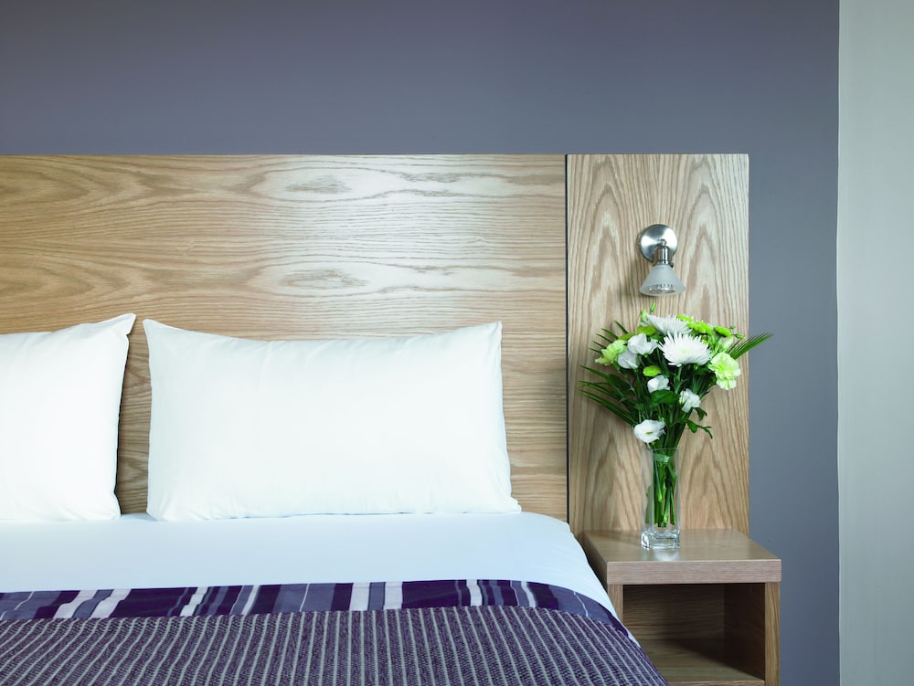 Double & Single room