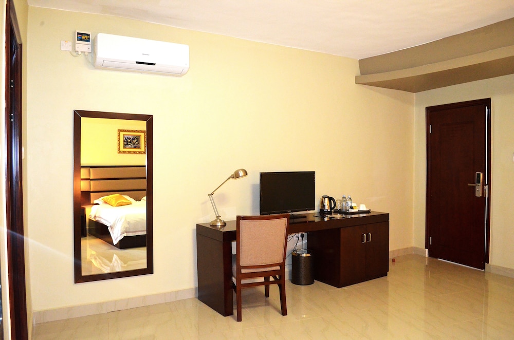 Deluxe Single Room, Hill View photo 3