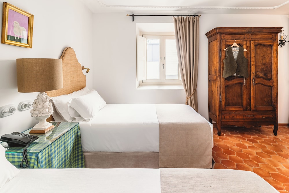 Standard Double Room - Photo 4