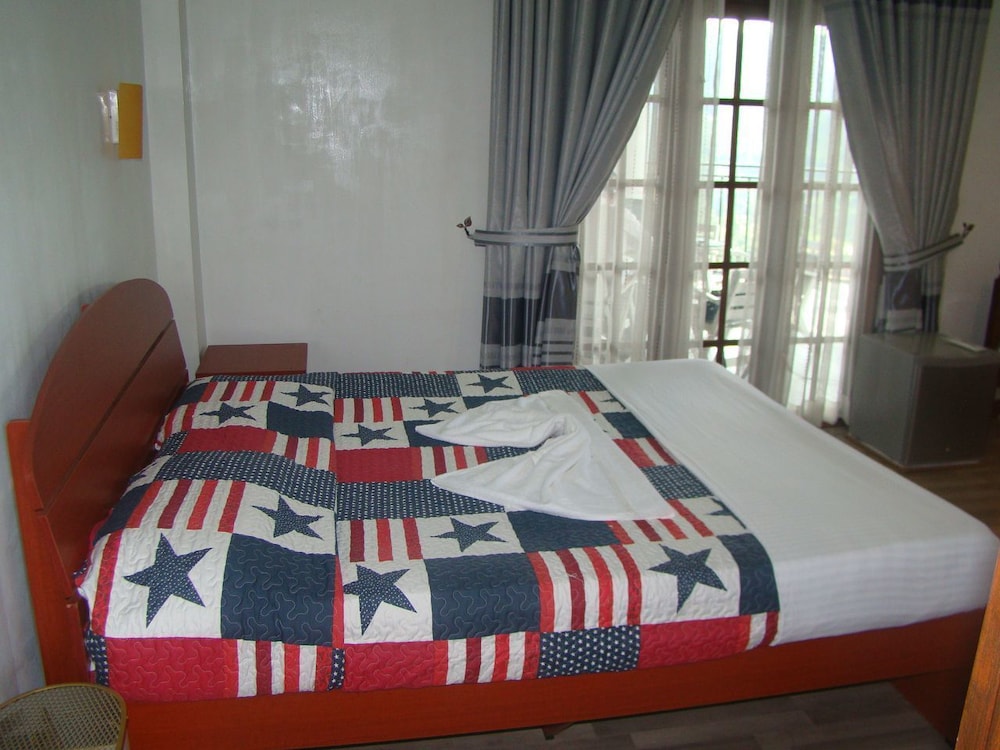 Luxury Triple Room photo 2